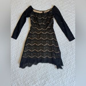 Elegant long sleeve black lace dress